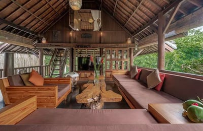 Long-term rental of a spacious villa in Jalan Jembawan area, Ubud