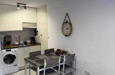 Long-term rent in Torrevieja spacious studio near Del Cura beach