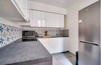 Long-term rental: 2-room apartment 54 m² in Paris 3rd district