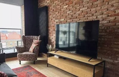 Long-term rental 2-room apartment with balcony and AC in Mokotów, Warsaw