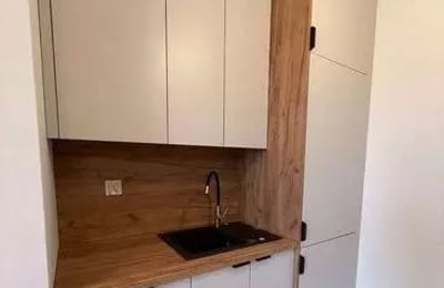 Long-term rental of a spacious 4-room apartment with terrace in Wilanów, Warsaw