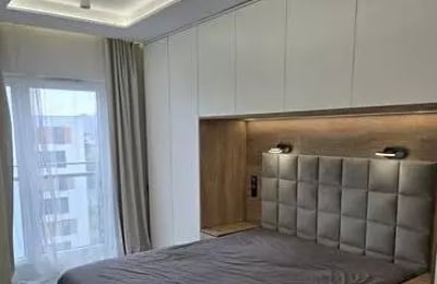 Long-term rental of a spacious three-room apartment with balcony and parking in the Mokotów district of Warsaw