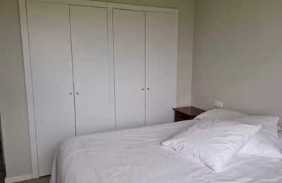 Long-term rental: 130 m² apartment with 4 bedrooms, Alicante (PAU5)