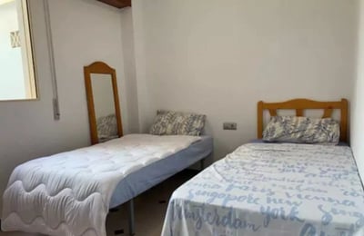 Langzeitmiete – 140 m² große Wohnung mit Meerblick in Torrevieja