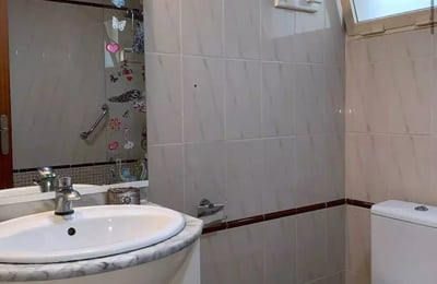 Langzeitmiete – 140 m² große Wohnung mit Meerblick in Torrevieja