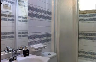 Langzeitmiete – 140 m² große Wohnung mit Meerblick in Torrevieja