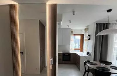 Долгосрочная аренда 69 м² квартиры с гардеробом и балконом в Mokotów, Варшава, Польша