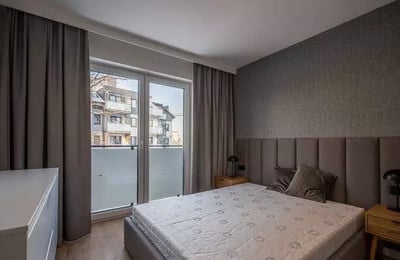 Долгосрочная аренда 60 м², 3-комнатная квартира с балконом и климатизацией, Psie Pole, Вроцлав