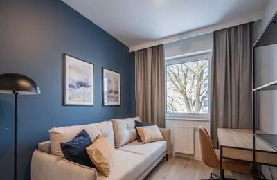 Долгосрочная аренда 60 м², 3-комнатная квартира с балконом и климатизацией, Psie Pole, Вроцлав