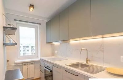 Long-term rental 47 m² 2-room apartment with balcony and AC, Wola, Warsaw
