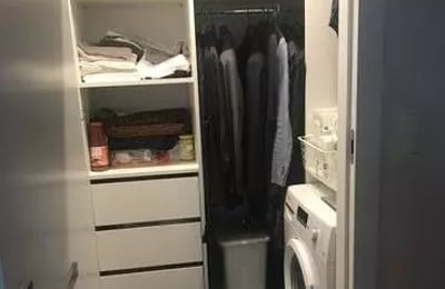 Alquiler a largo plazo de un apartamento de 54 m² y 3 habitaciones en la calle Konstruktorska, Varsovia, Polonia, con balcón y aparcamiento