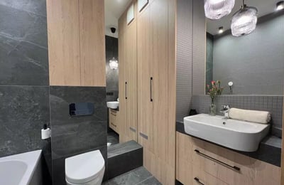 Langzeitmiete 2-Zimmer-Wohnung 58 m² mit Balkon und Parkplatz im Bezirk Mokotów, Warschau, Polen