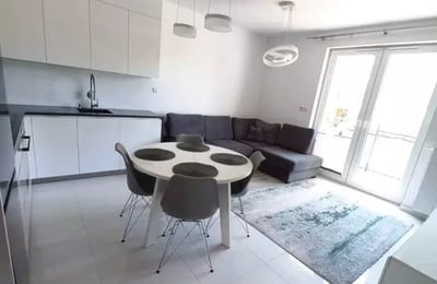 Location longue durée appartement 3 pièces de 55,25 m² à Żoliborz, Varsovie, Pologne