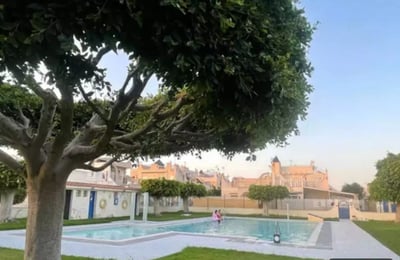 Долгосрочная аренда в Торревьехе, Испания уютный таунхаус 80 м² в закрытой урбанизации с 3 спальнями, террасой, балконом и парковкой