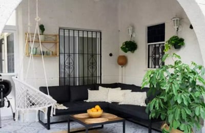 Долгосрочная аренда в Торревьехе, Испания уютный таунхаус 80 м² в закрытой урбанизации с 3 спальнями, террасой, балконом и парковкой