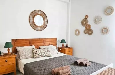 Долгосрочная аренда в Торревьехе, Испания уютный таунхаус 80 м² в закрытой урбанизации с 3 спальнями, террасой, балконом и парковкой