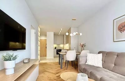 Долгосрочная аренда 2-комнатной квартиры 43 м² в Кракове, Польша