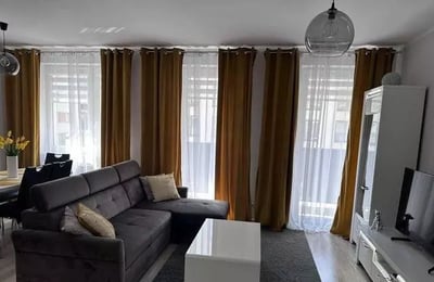 Long-term rental of a 3-room apartment, 65 m² in Krakow, Poland