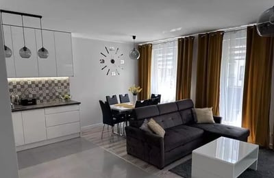 Long-term rental of a 3-room apartment, 65 m² in Krakow, Poland