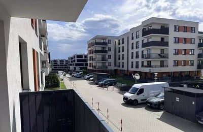 Long-term rental of a 3-room apartment, 65 m² in Krakow, Poland