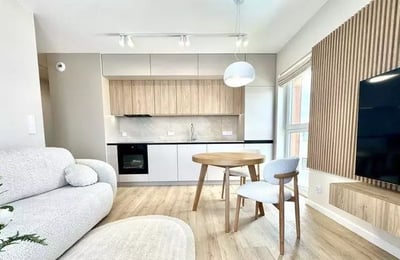 Long-term rental of a 2-room apartment, 40 m² in Krakow, Poland
