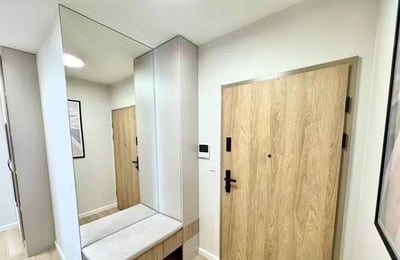 Long-term rental of a 2-room apartment, 40 m² in Krakow, Poland