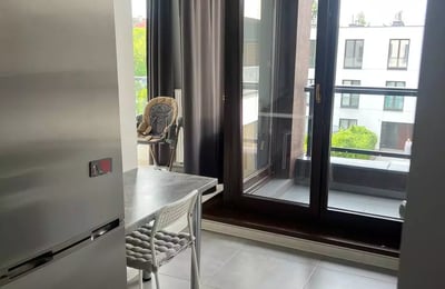 Long-term rental of a 2-room apartment, 46 m² in Warsaw, Poland