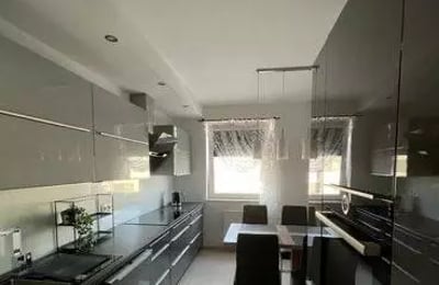 Location longue durée d’un appartement 2 pièces de 48 m² à Wrocław, Pologne