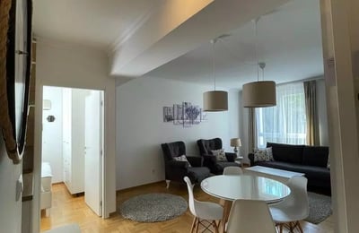 Long-term rental of a 3-room apartment, 60 m² in Belgrade, Serbia