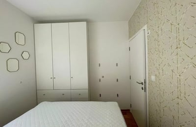 Long-term rental of a 3-room apartment, 60 m² in Belgrade, Serbia