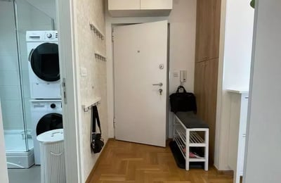 Long-term rental of a 3-room apartment, 60 m² in Belgrade, Serbia