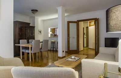 Long-term rental of a 2-room apartment, 63 m² in Belgrade, Serbia
