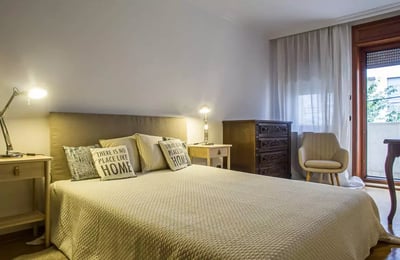 Long-term rental of a 2-room apartment, 63 m² in Belgrade, Serbia