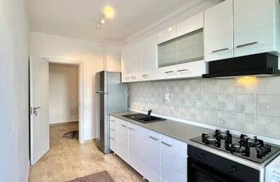 Langzeitmiete einer 2-Zimmer-Wohnung mit Balkon in Bukarest, Rumänien