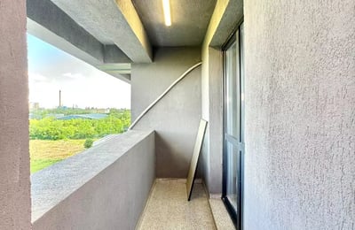 Langzeitmiete einer 2-Zimmer-Wohnung mit Balkon in Bukarest, Rumänien