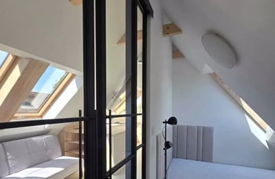 Long-term rental of a 2-room apartment, 35 m² in Krakow, Poland