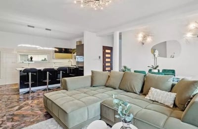 Long-term rental of a 5-room house, 192 m² in Bratislava, Slovakia