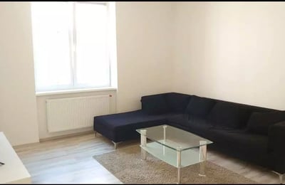 Location longue durée Appartement 2 pièces avec cuisine séparée dans la Vieille Ville de Bratislava, Slovaquie