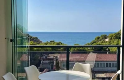 Long-term rental of a 161 m² penthouse in Alicante, Spain