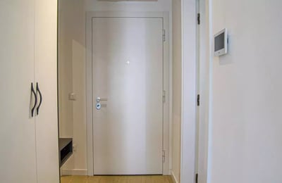 Location longue durée d’un appartement de 2 pièces de 40 m² dans une résidence haut de gamme, Belgrade, Serbie