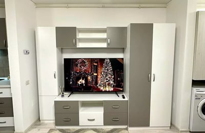 Langfristige Miete eines 1-Zimmer-Studios in einem Neubau, 2. Stock, Bukarest, Rumänien