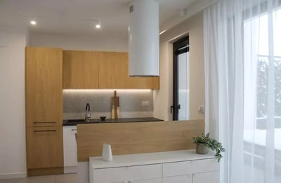 Alquiler a largo plazo de un piso de 5 habitaciones y 113m² en Cracovia, Polonia