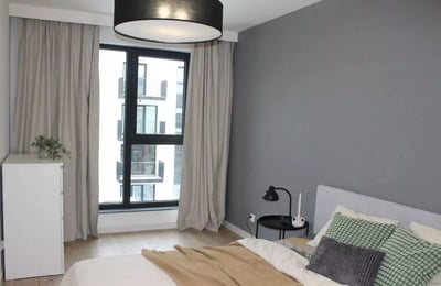 Alquiler a largo plazo de un piso de 5 habitaciones y 113m² en Cracovia, Polonia