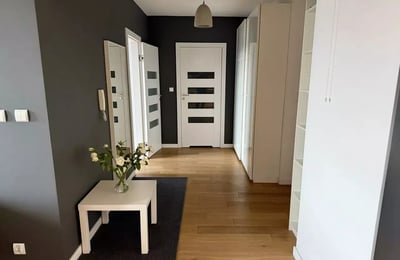 Langzeitmiete einer 3-Zimmer-Wohnung mit 59m² in Krakau, Polen