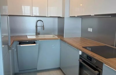 Alquiler a largo plazo de un piso de 2 habitaciones de 68 m² en Varna, Bulgaria