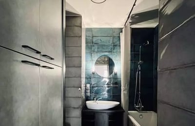 Location longue durée d’un appartement 3 pièces de 60 m² dans le quartier Fabryczna, Wrocław, Pologne