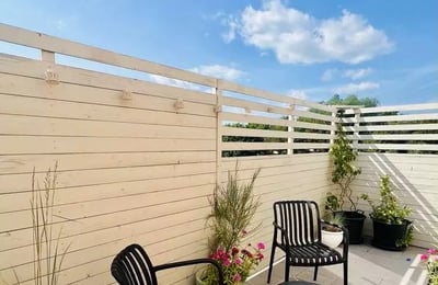 Location longue durée d’un appartement 3 pièces de 60 m² dans le quartier Fabryczna, Wrocław, Pologne