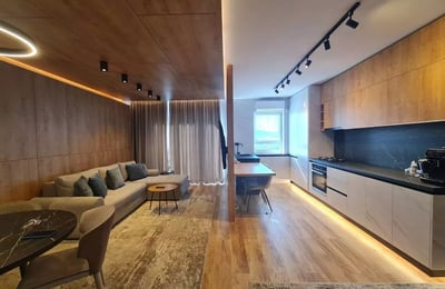 Long-term rental 2-room apartment in Tractoru district, Brașov, Romania