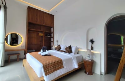 Long-term villa rental with 4 bedrooms in Pejeng, Bali, Indonesia