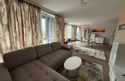 Langzeitmiete 2-Zimmer-Wohnung am Meer im Viertel Kabakum, Warna, Bulgarien